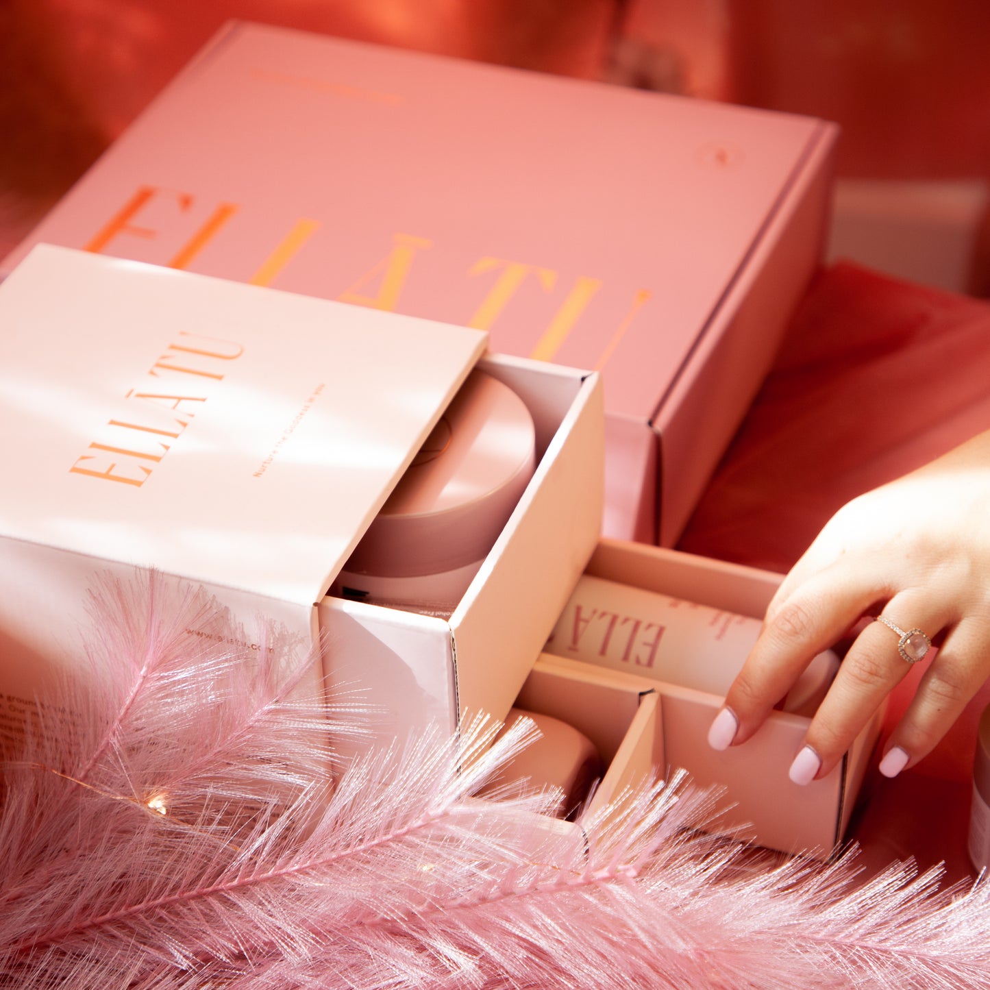 מרכך לשיער אינטנסיבי לשיקום, להזנה ולמראה יוקרתי וזוהר